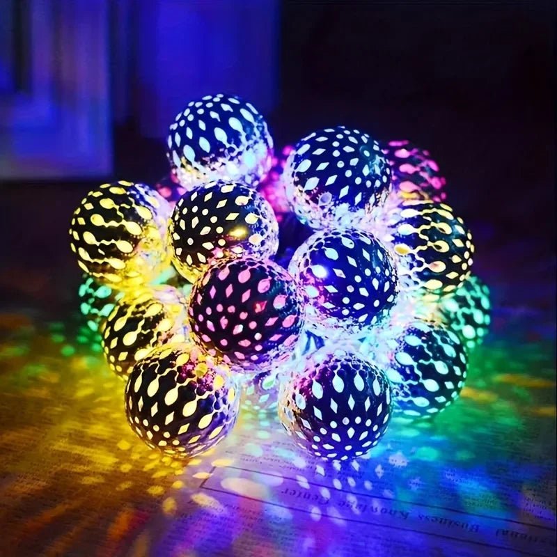 Moroccan Ball Solar String Lights | 20/30/50 LED Outdoor Decor - SunTweet