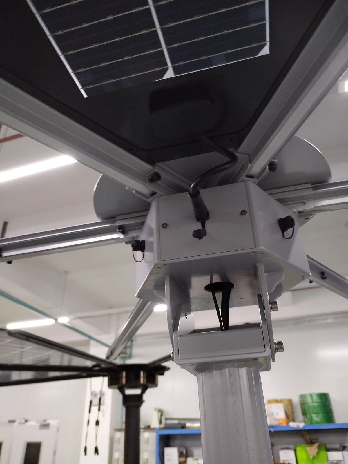 600W Sunflower Solar Panel System | Monocrystalline PV with MPPT Controller &amp; Lithium Battery - SunTweet