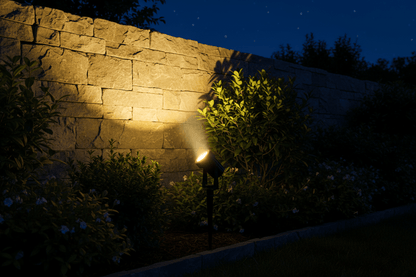 Outdoor Solar Spotlight Garden/Wall Light - SunTweet